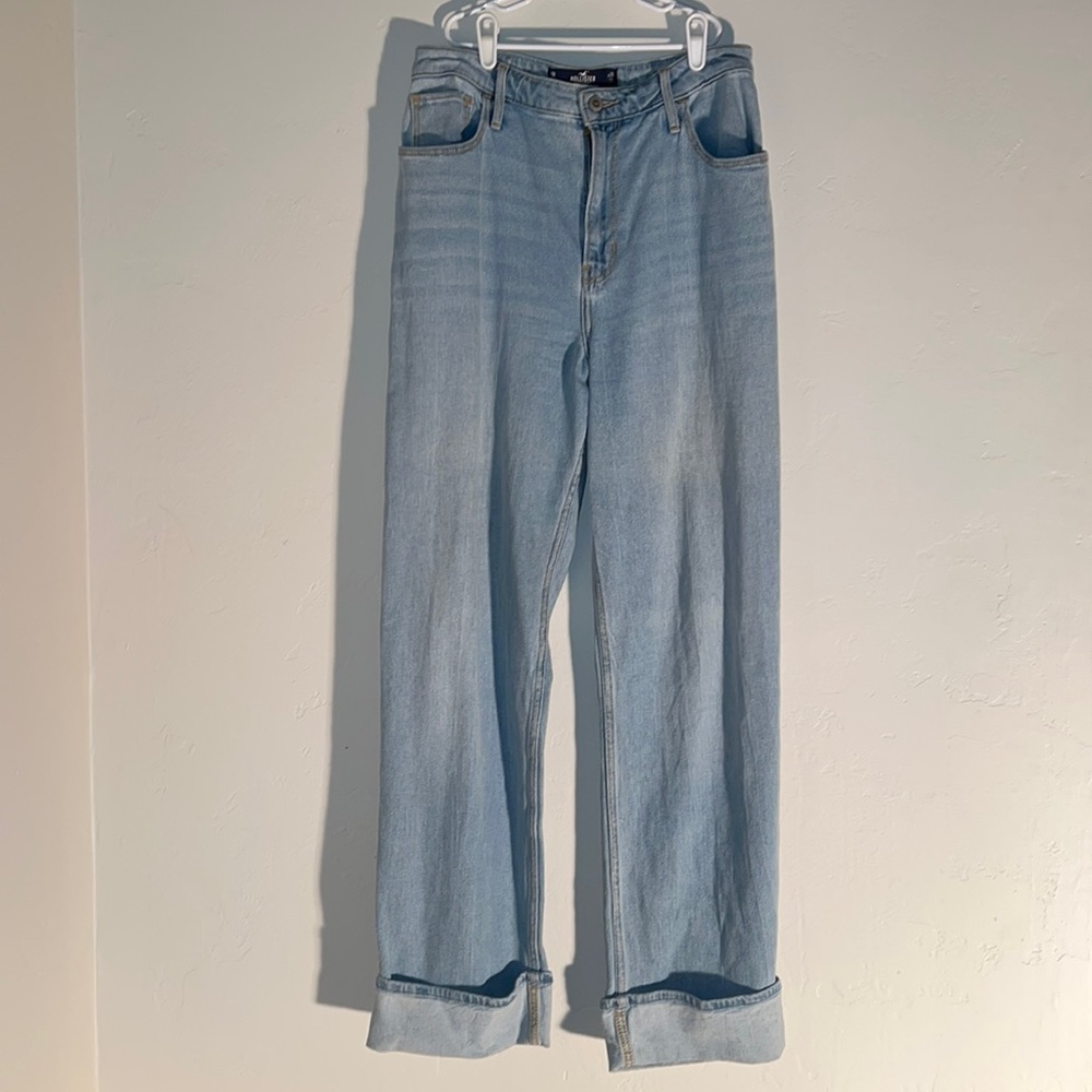 Hollister Ultra High Rise dad jean